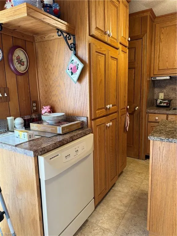455 Cave Road Dobson, NC 27017