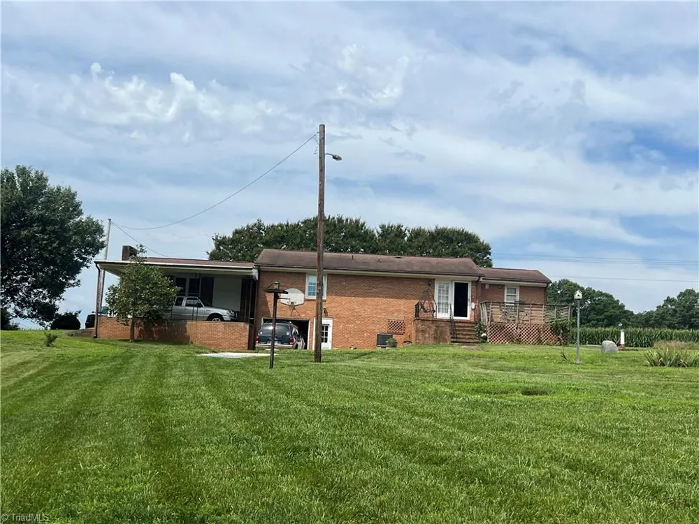 455 Cave Road Dobson, NC 27017