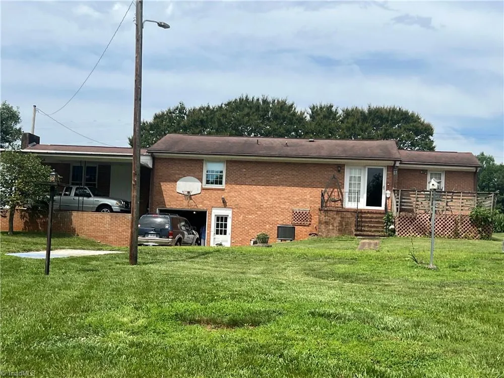 455 Cave Road Dobson, NC 27017