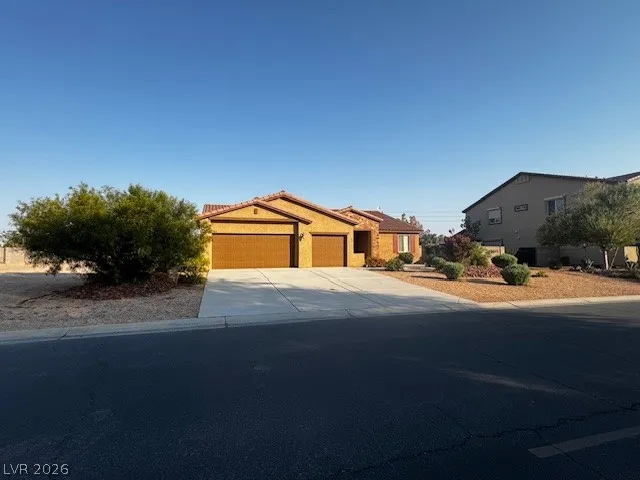 3744 River Heights Lane Logandale, NV 89021
