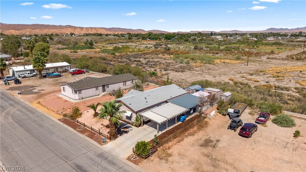 516 White Domes Drive Overton, NV 89040