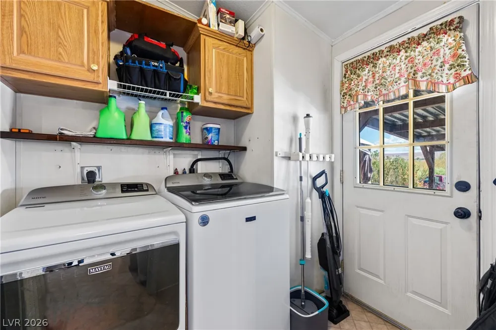 516 White Domes Drive Overton, NV 89040