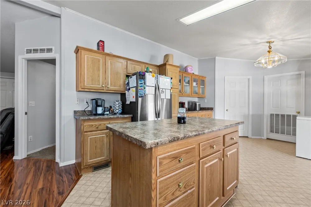 516 White Domes Drive Overton, NV 89040