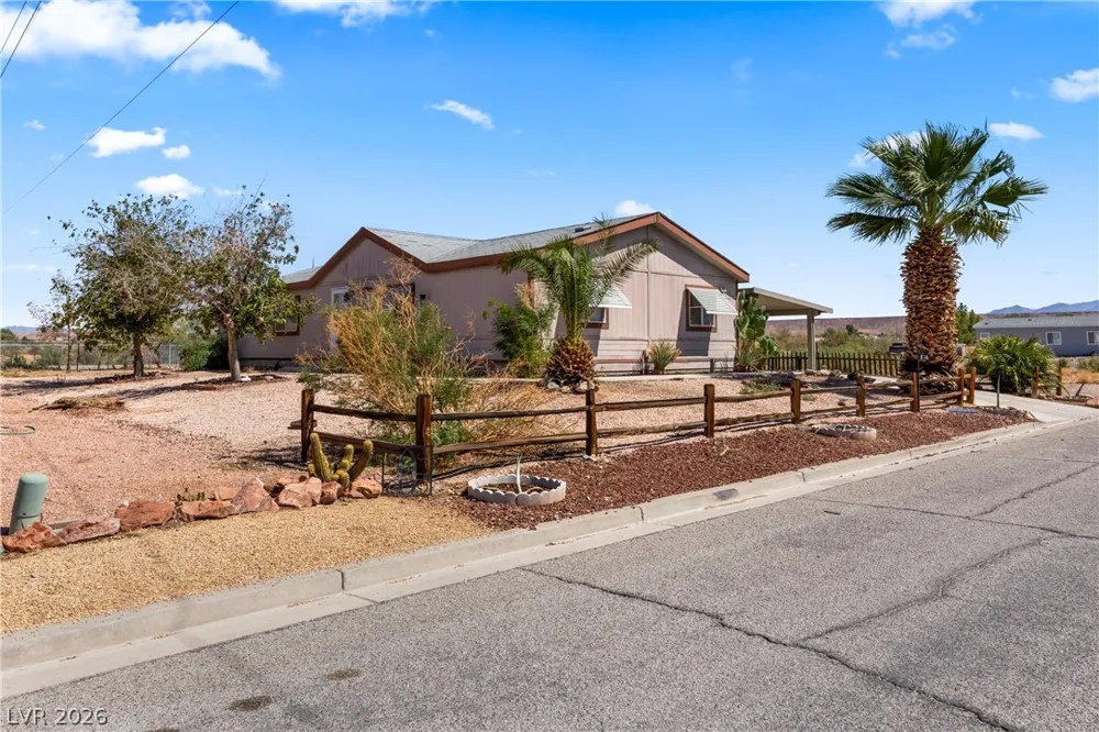 516 White Domes Drive Overton, NV 89040