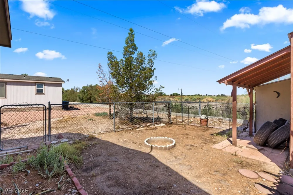 516 White Domes Drive Overton, NV 89040