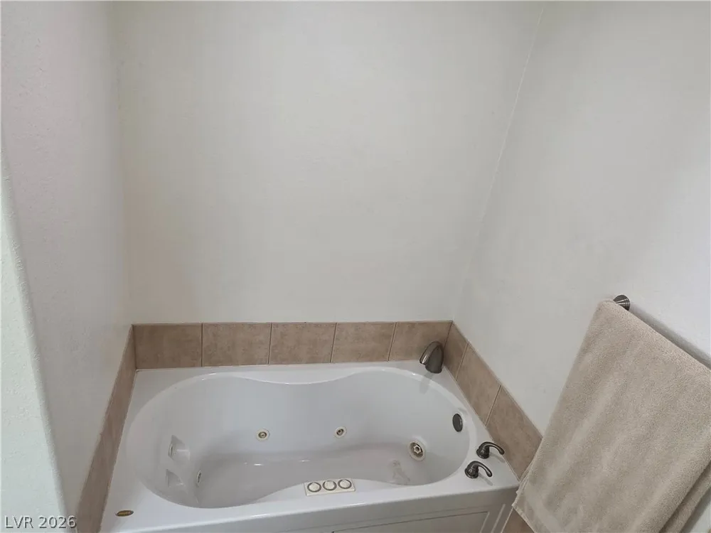 5 Love Lane Caliente, NV 89008