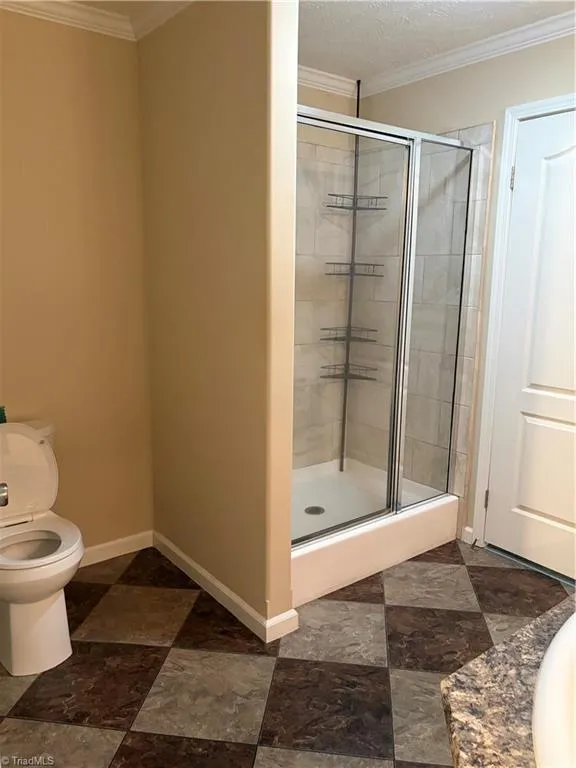 3826 Running Deer Road Jonesville, NC 28642