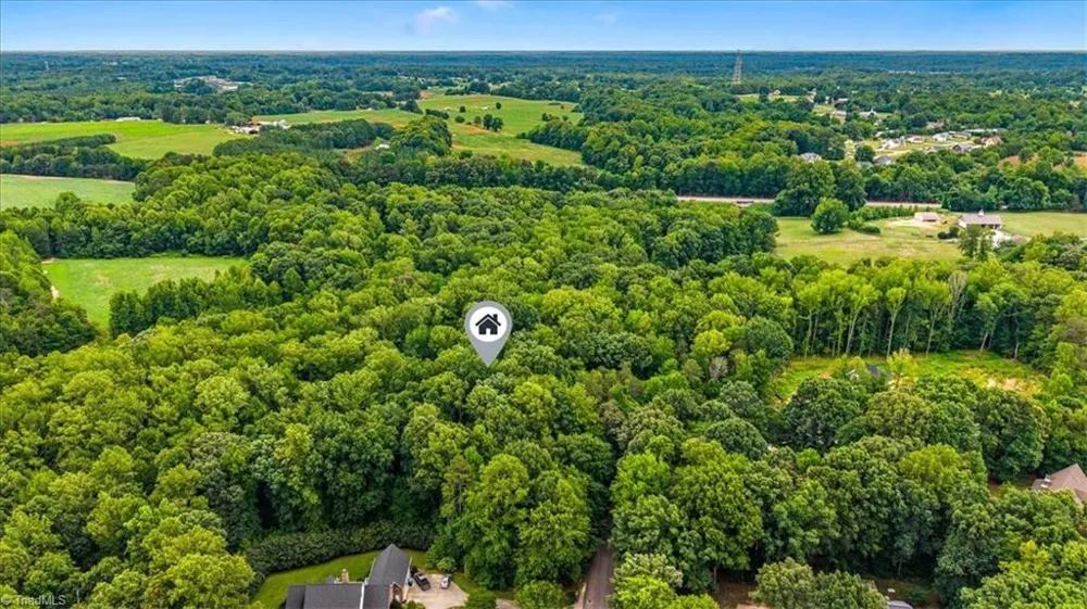 8006 Chatsworth Court Browns Summit, NC 27214
