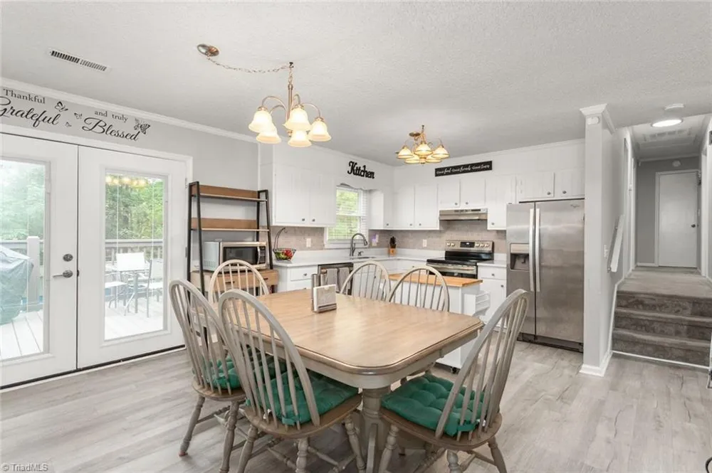 5304 Oswego Court Tobaccoville, NC 27050