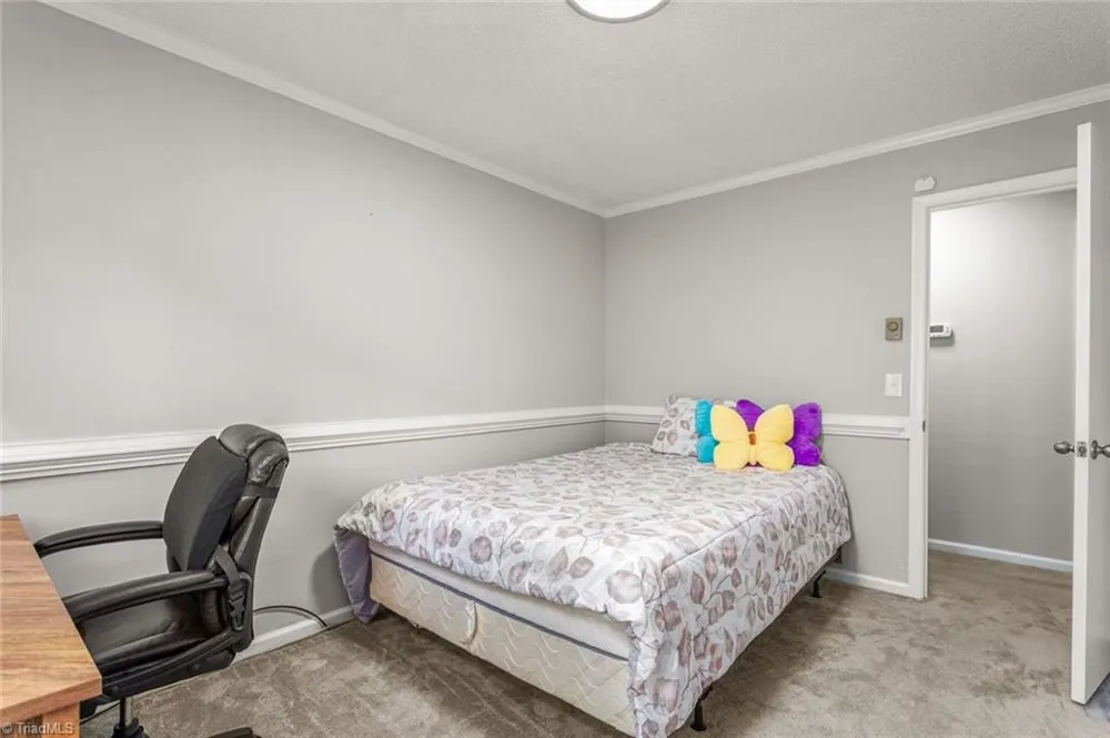 5304 Oswego Court Tobaccoville, NC 27050