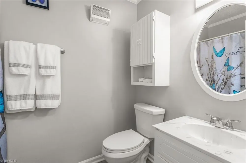 5304 Oswego Court Tobaccoville, NC 27050