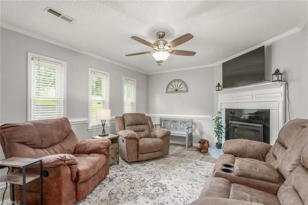 5304 Oswego Court Tobaccoville, NC 27050
