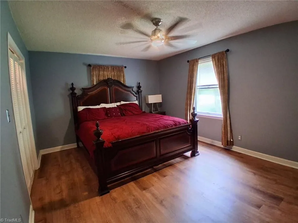 1492 Cedar Fork Road Clemmons, NC 27012
