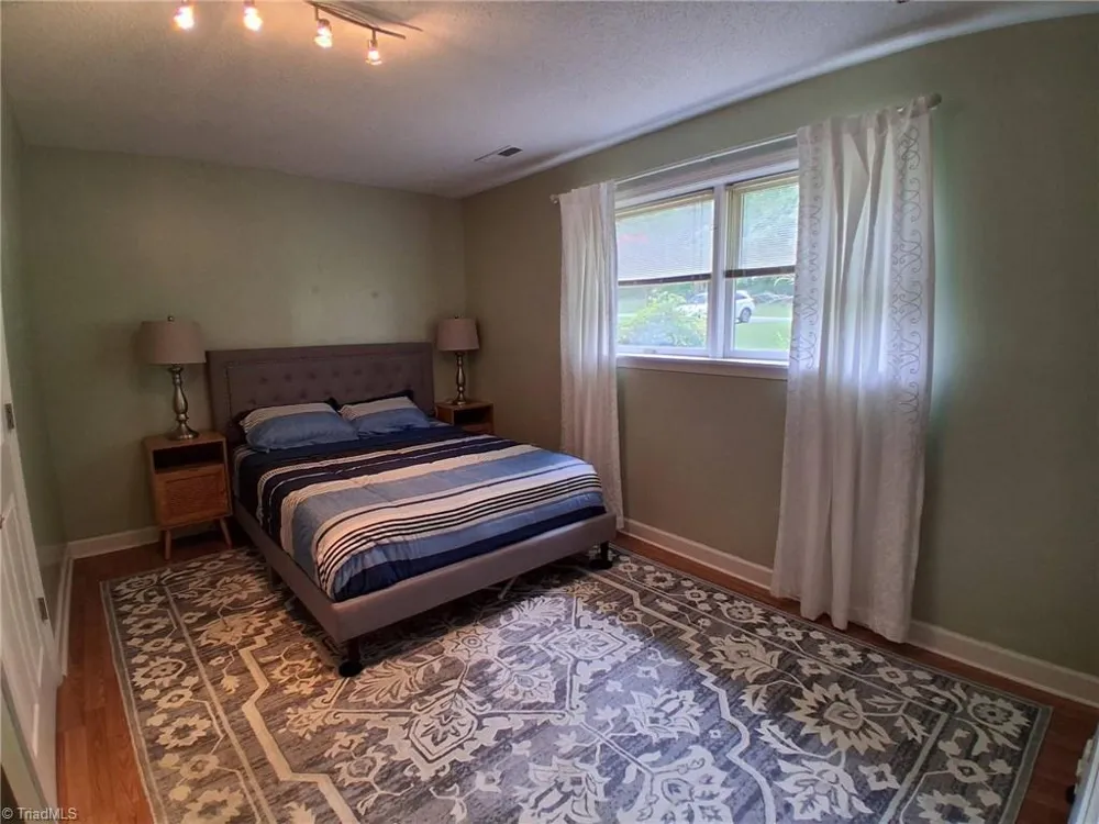 1492 Cedar Fork Road Clemmons, NC 27012