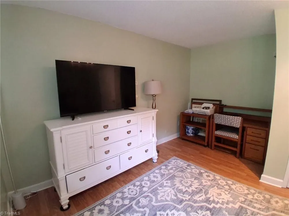 1492 Cedar Fork Road Clemmons, NC 27012