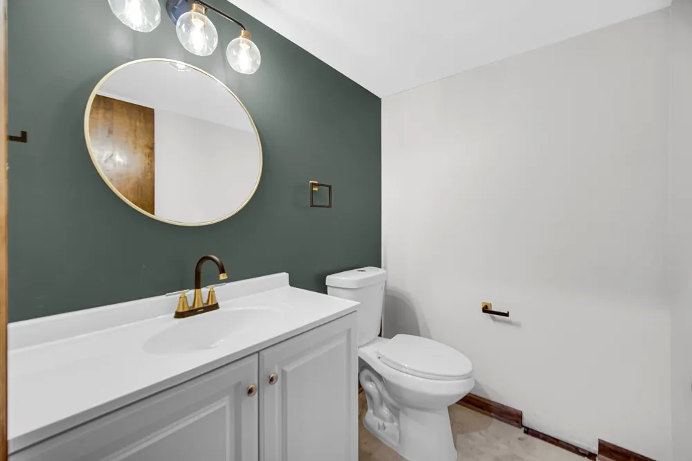 822 Luther Drive Hobart, IN 46342