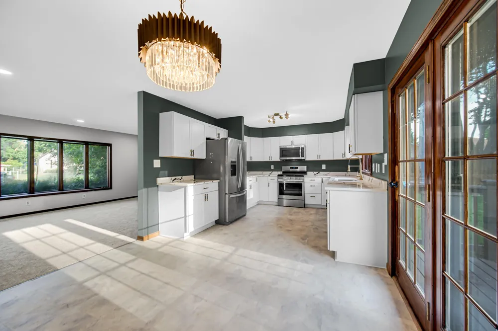 822 Luther Drive Hobart, IN 46342