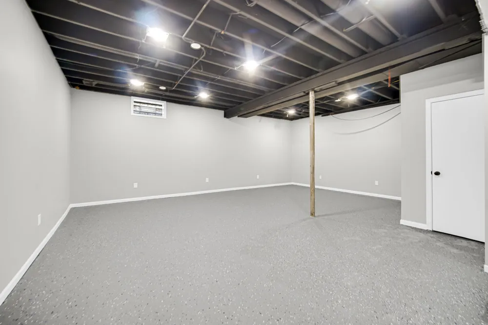 822 Luther Drive Hobart, IN 46342