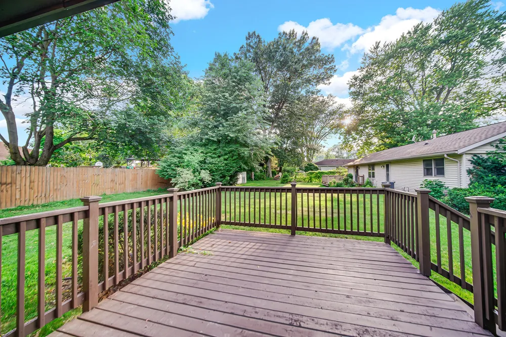 822 Luther Drive Hobart, IN 46342