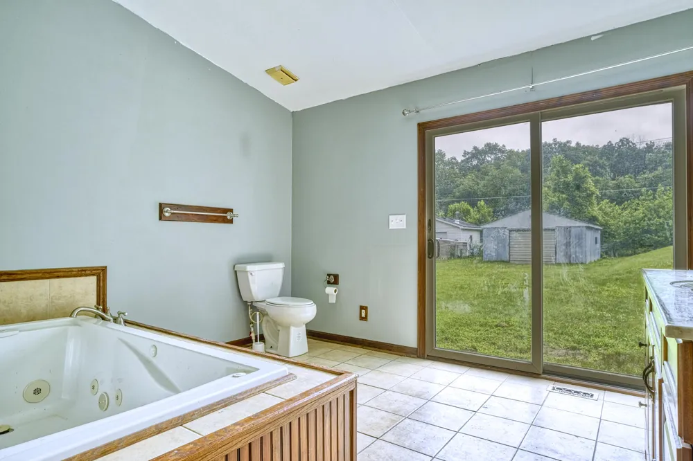 9713 490 E Demotte, IN 46310