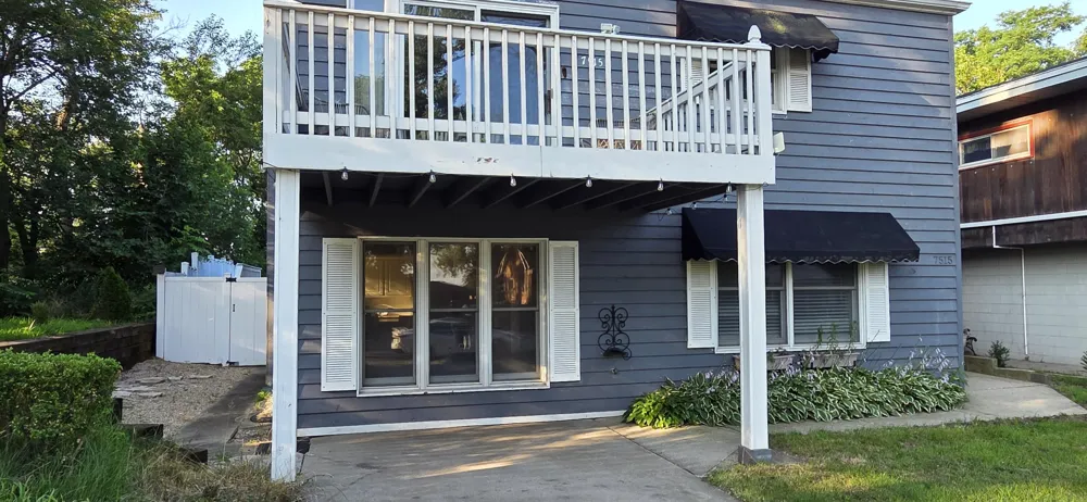 7515 Oak Avenue Gary, IN 46403