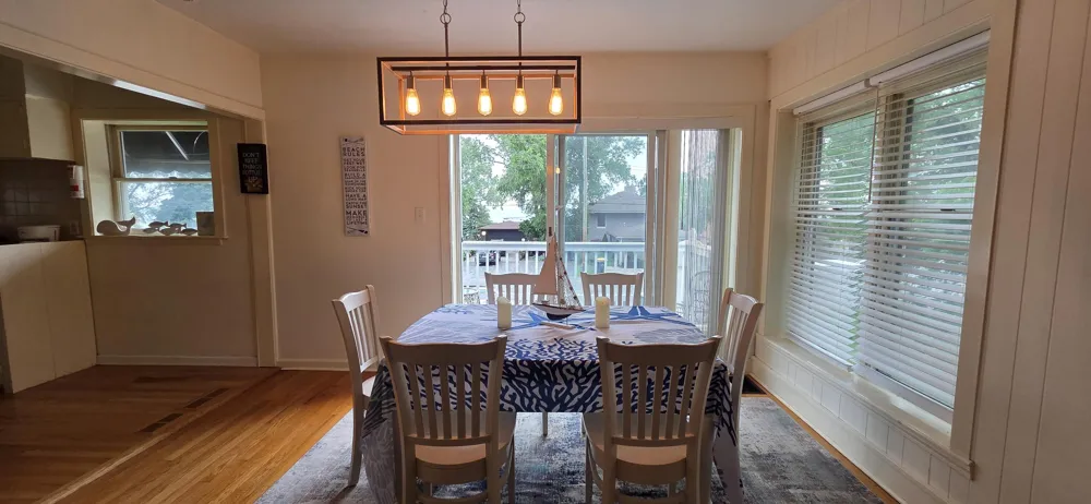 7515 Oak Avenue Gary, IN 46403