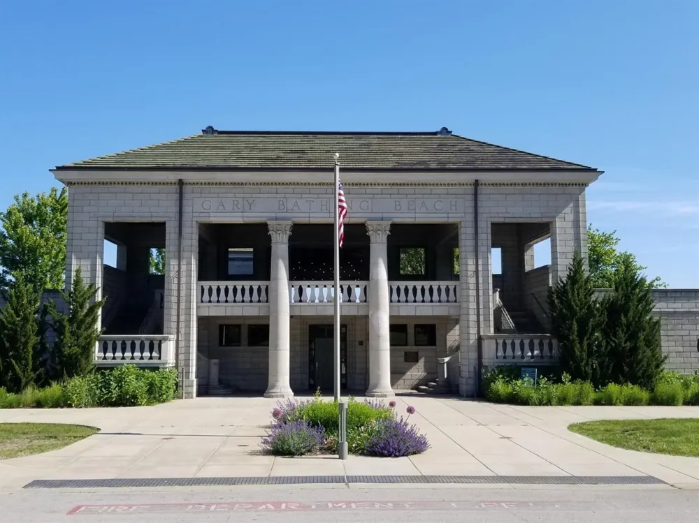 7515 Oak Avenue Gary, IN 46403