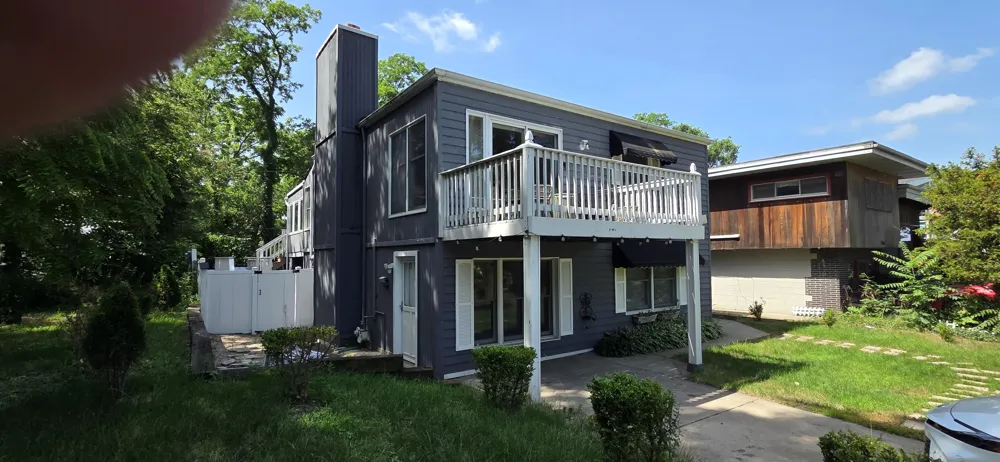 7515 Oak Avenue Gary, IN 46403