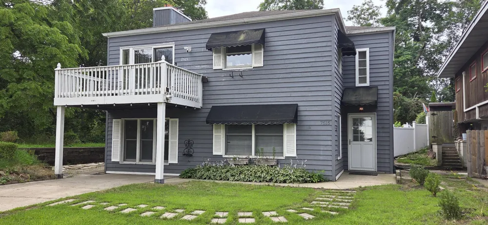 7515 Oak Avenue Gary, IN 46403