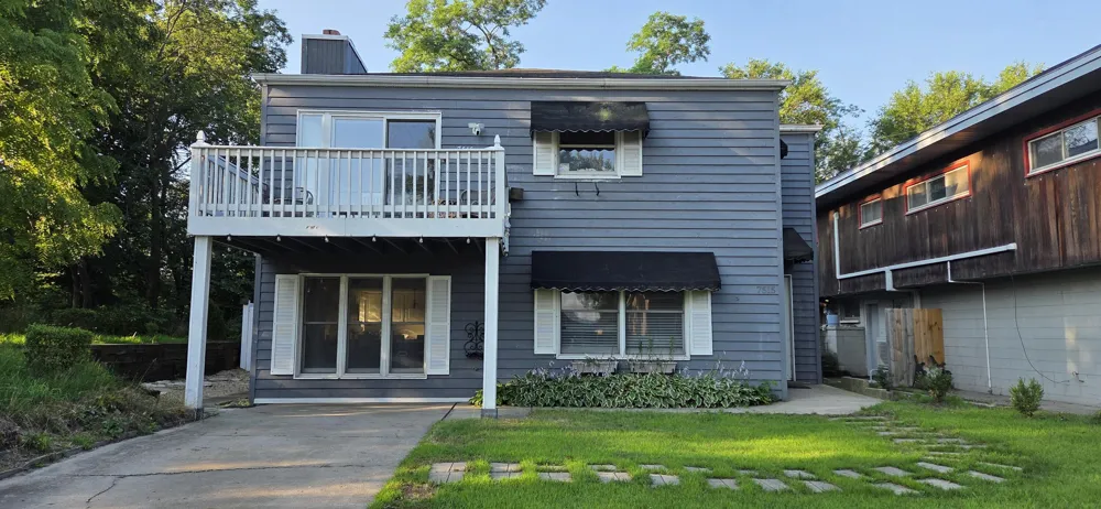 7515 Oak Avenue Gary, IN 46403