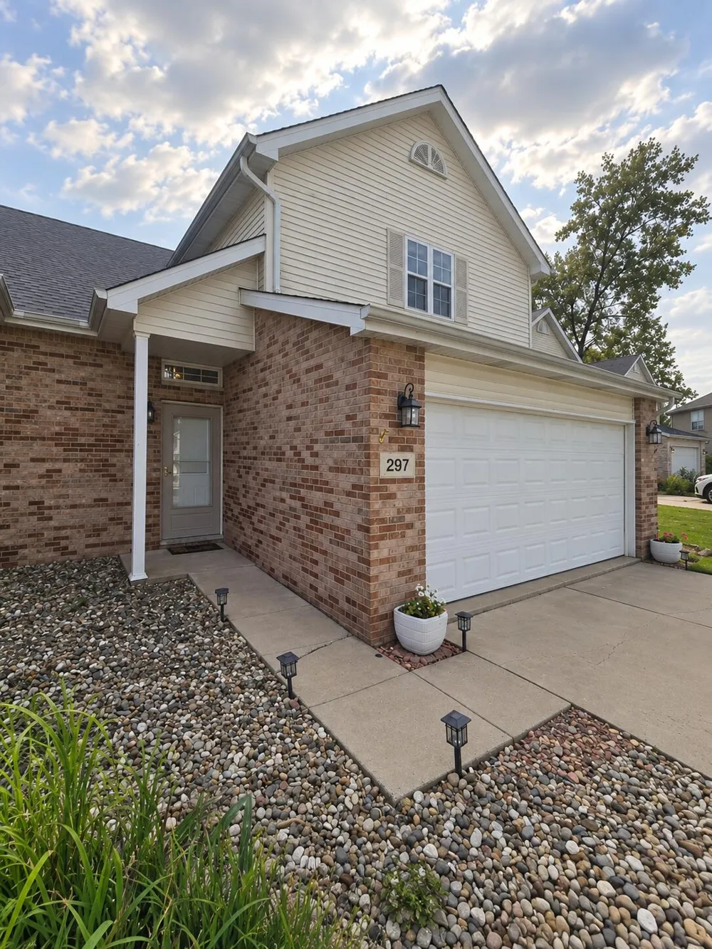 297 Fox Trail Court Hobart, IN 46342