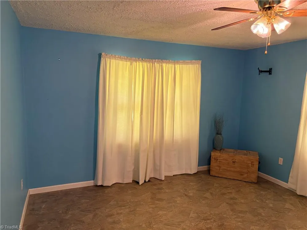 5020 Old Nc Highway 16 Millers Creek, NC 28651