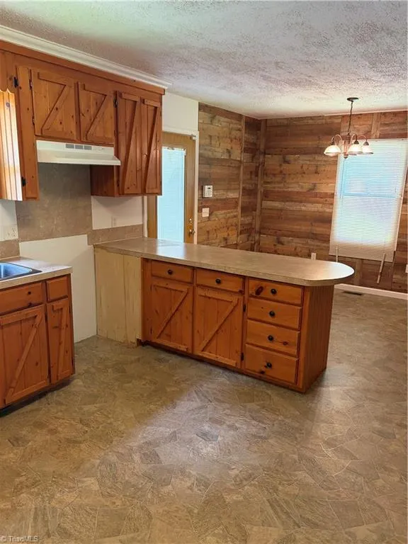 5020 Old Nc Highway 16 Millers Creek, NC 28651