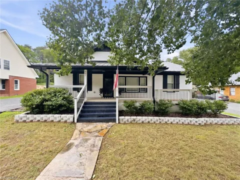 307 Hunsucker Street