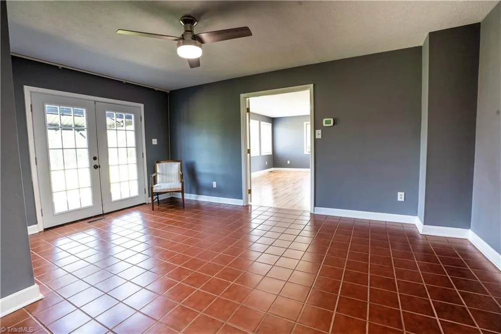 1437 Price Road Eden, NC 27288