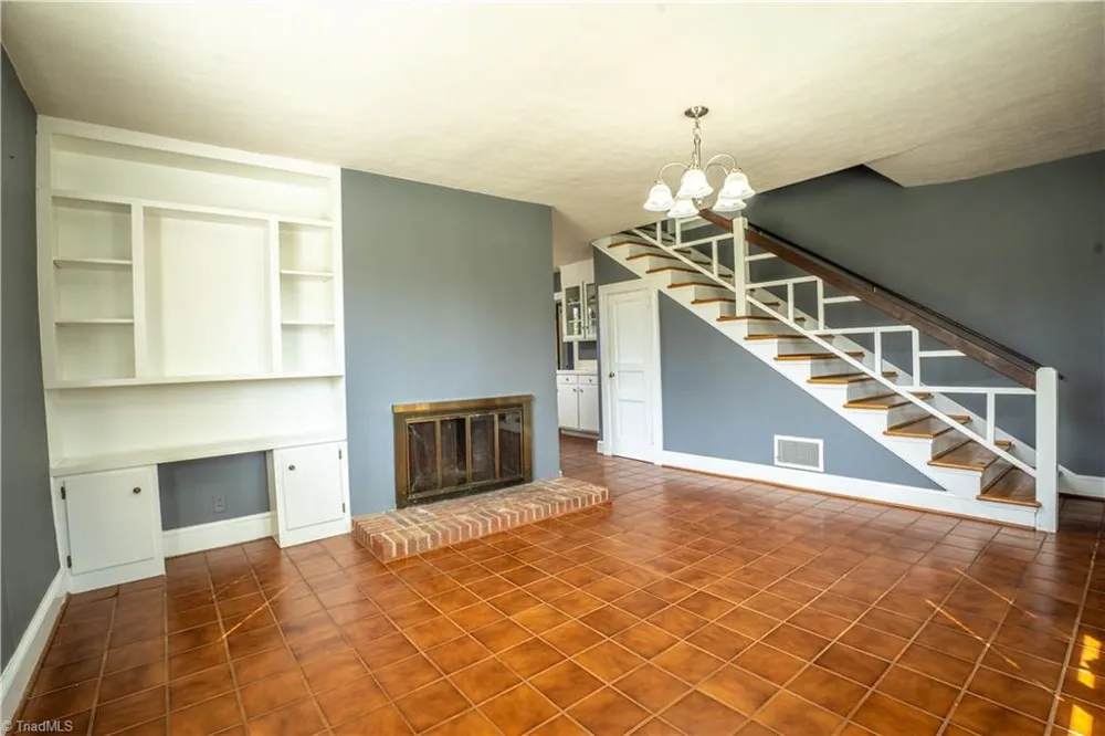 1437 Price Road Eden, NC 27288
