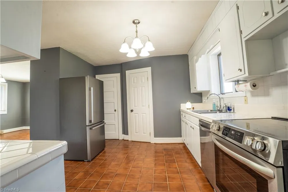 1437 Price Road Eden, NC 27288
