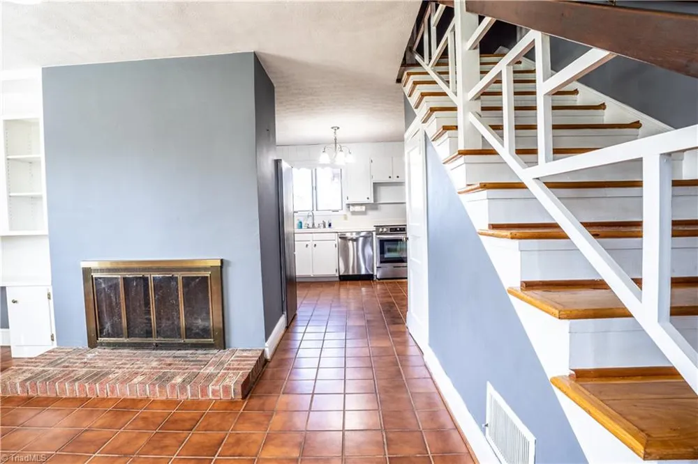 1437 Price Road Eden, NC 27288