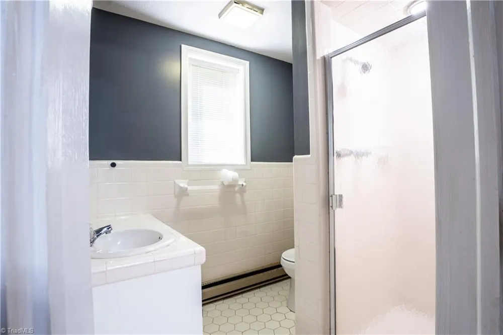 1437 Price Road Eden, NC 27288