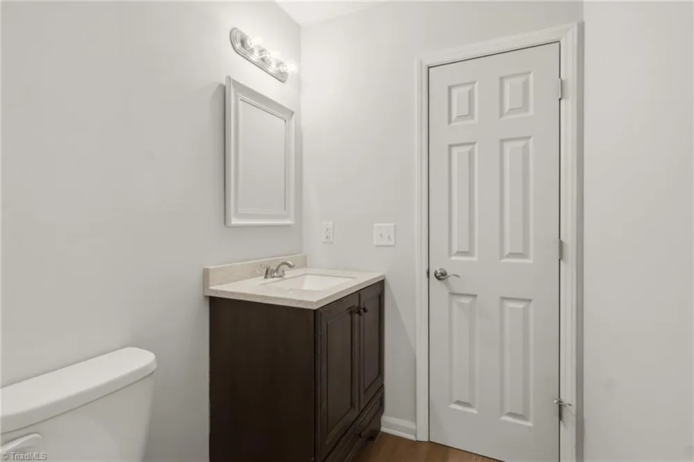 4105 Deer Track Court Winston-Salem, NC 27127