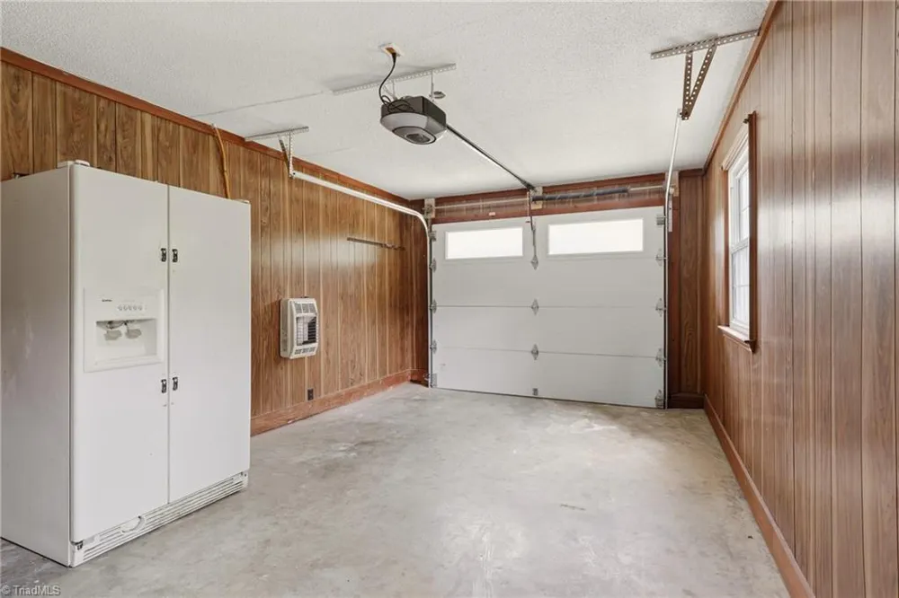 4105 Deer Track Court Winston-Salem, NC 27127
