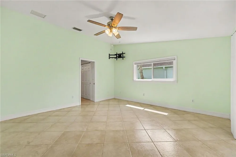 12001 SW Kingsway Circle Lake Suzy, FL 34269
