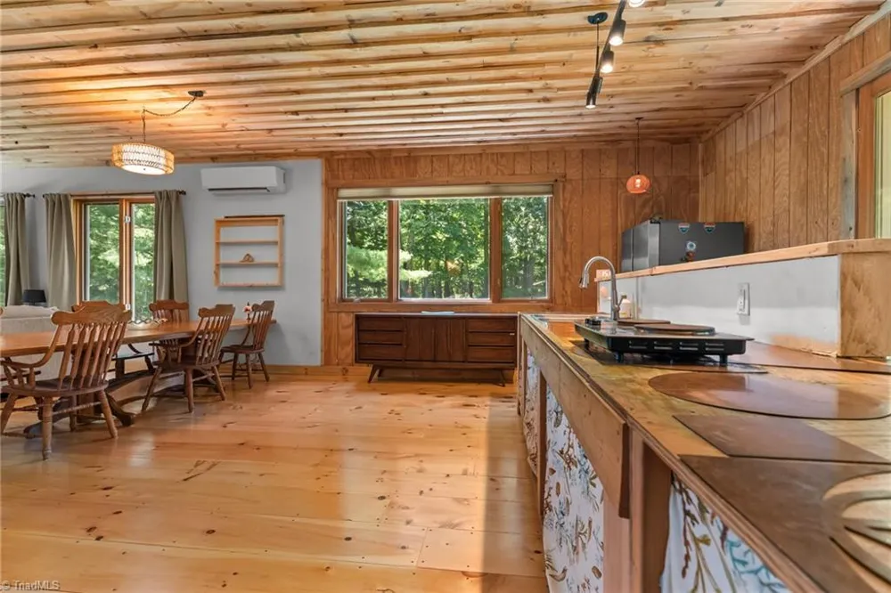 896 Alta Vista Lane Sparta, NC 28675