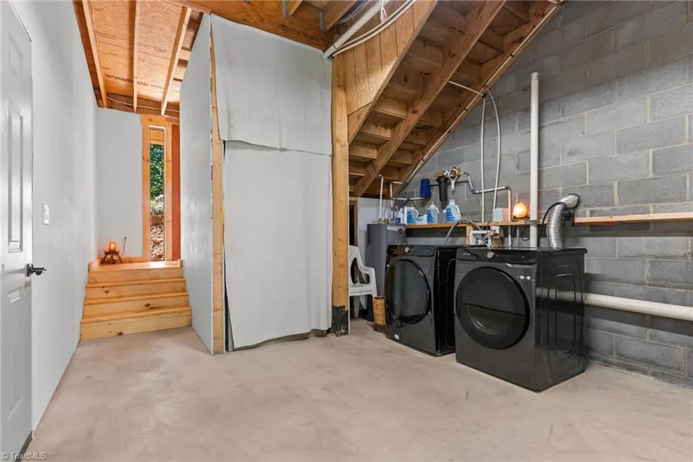 896 Alta Vista Lane Sparta, NC 28675