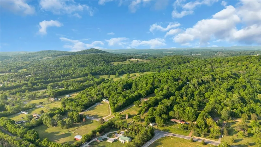 4679 Sparta Pike Watertown, TN 37184