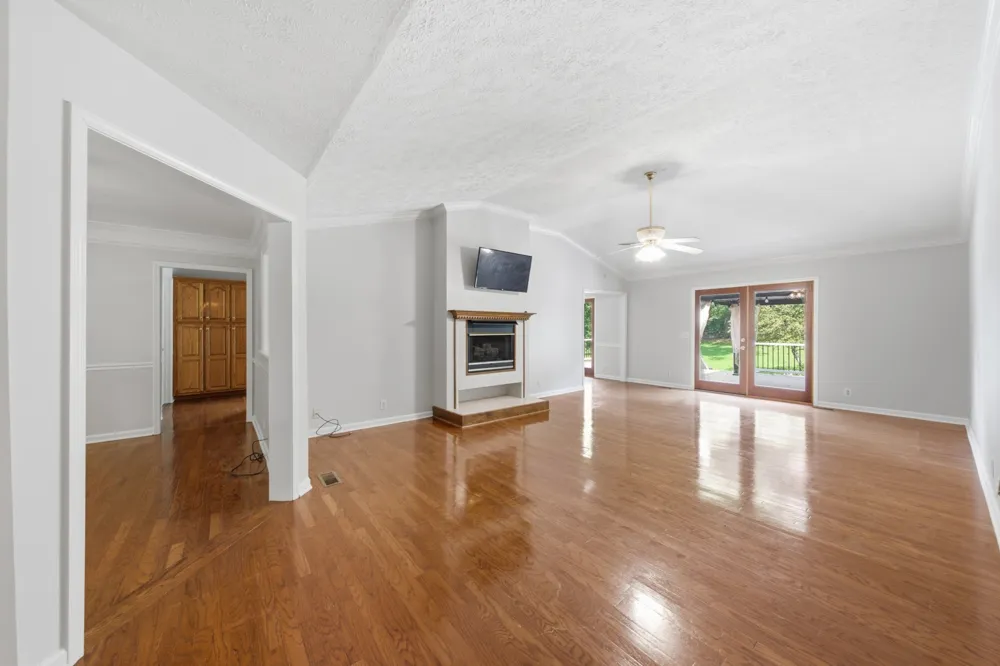 4679 Sparta Pike Watertown, TN 37184