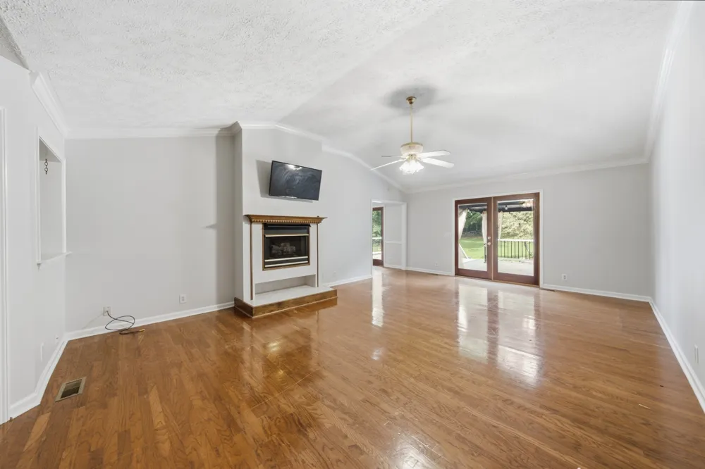 4679 Sparta Pike Watertown, TN 37184