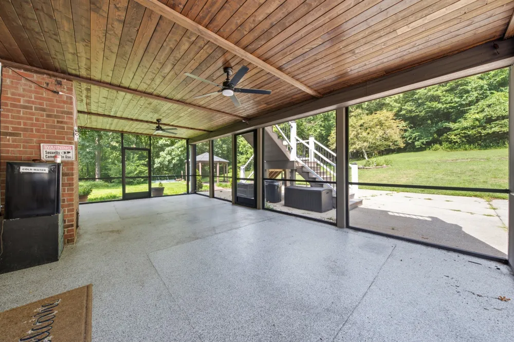 4679 Sparta Pike Watertown, TN 37184