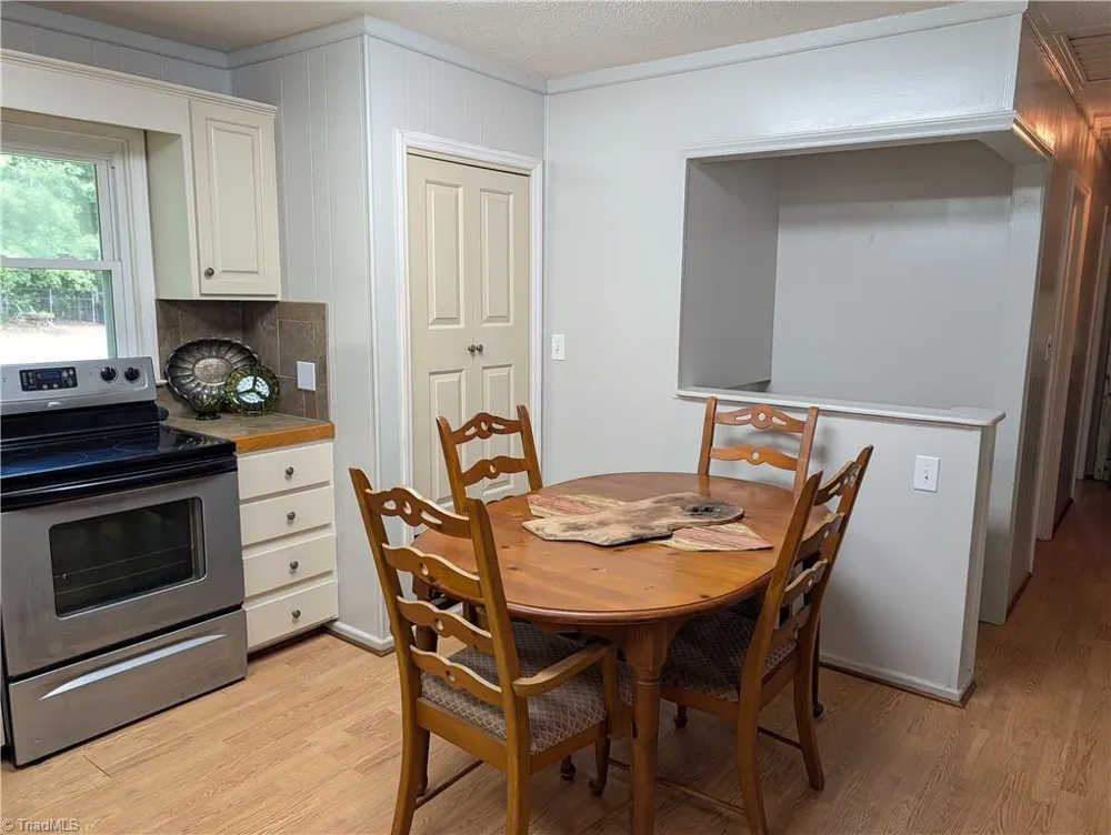 95 Glade Creek Road Sparta, NC 28675