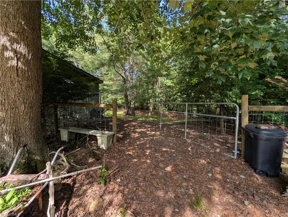 95 Glade Creek Road Sparta, NC 28675